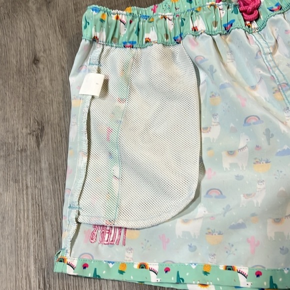 4 for $20 Tyler’s Adult Small llama print shorts in great condition - Picture 6 of 8